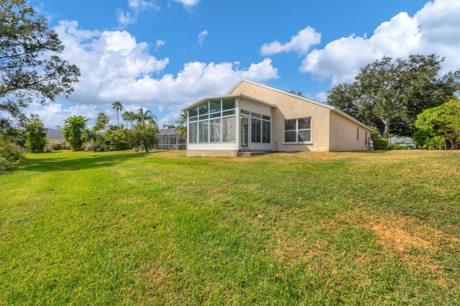 Image 31 of 39 For 3350 Yonge Avenue 31