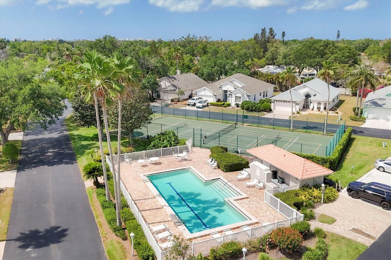 Image 37 of 39 For 3350 Yonge Avenue 31