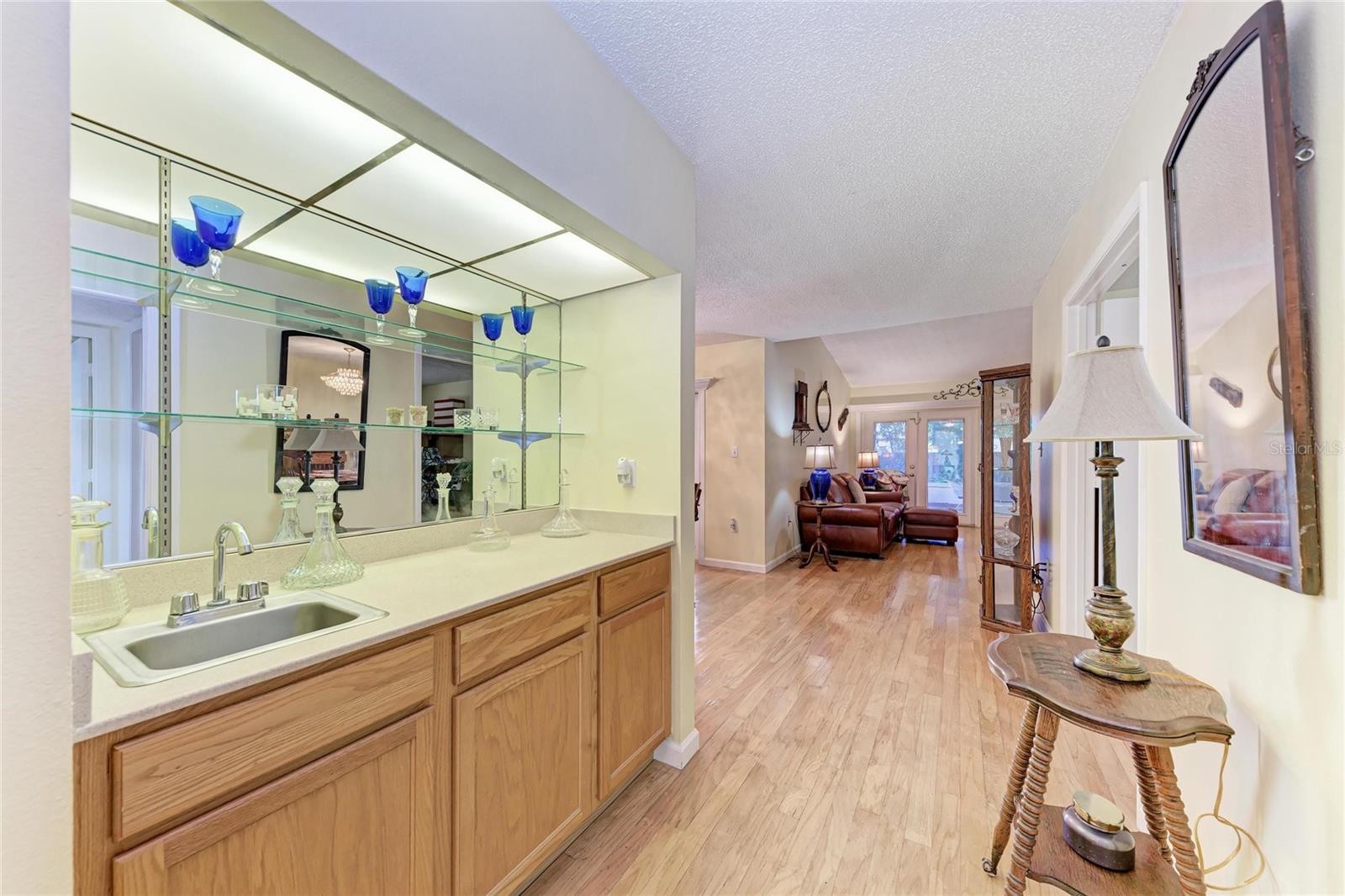 Image 10 of 51 For 6207 Courtside Drive 23