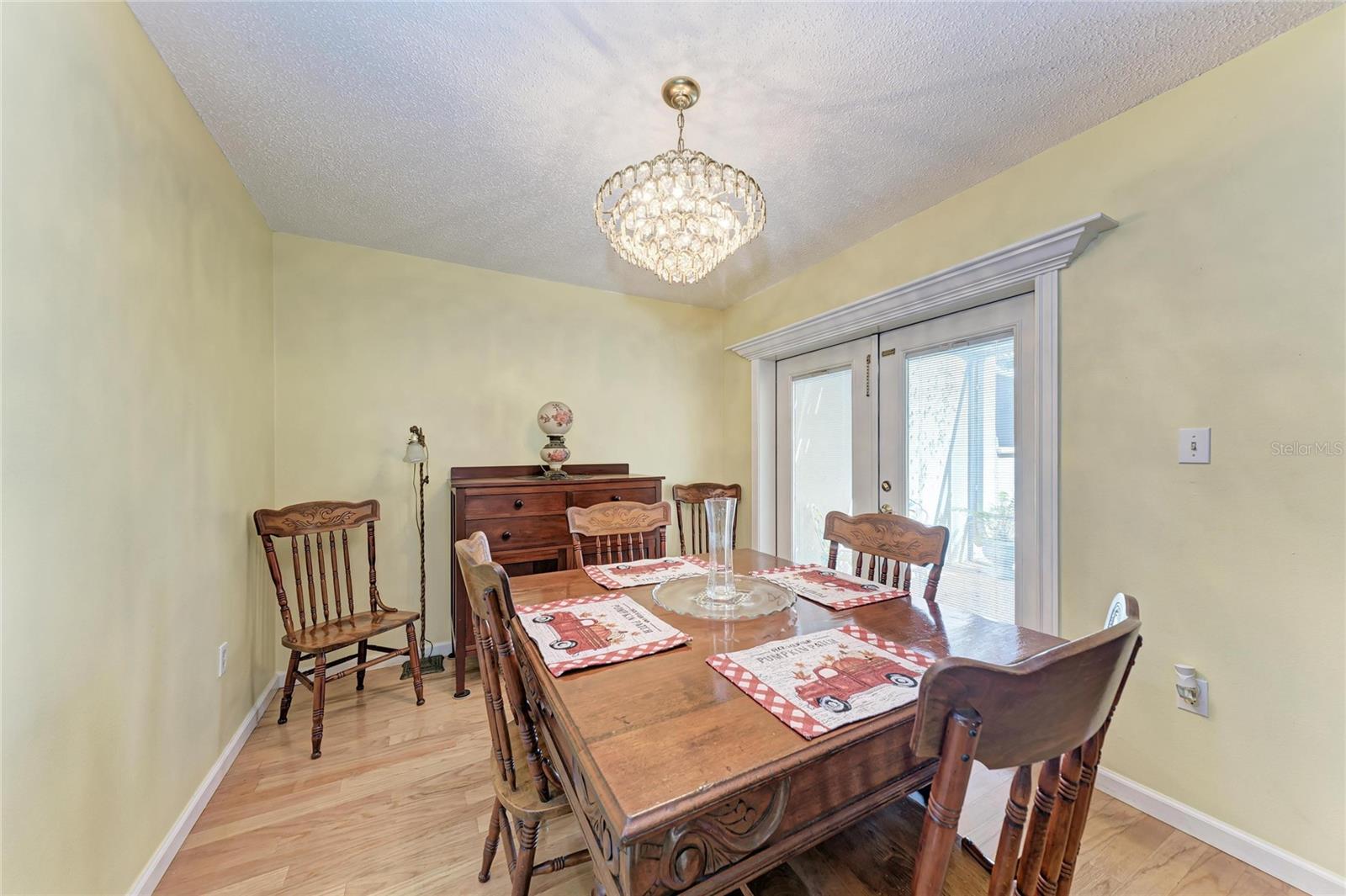 Image 23 of 51 For 6207 Courtside Drive 23