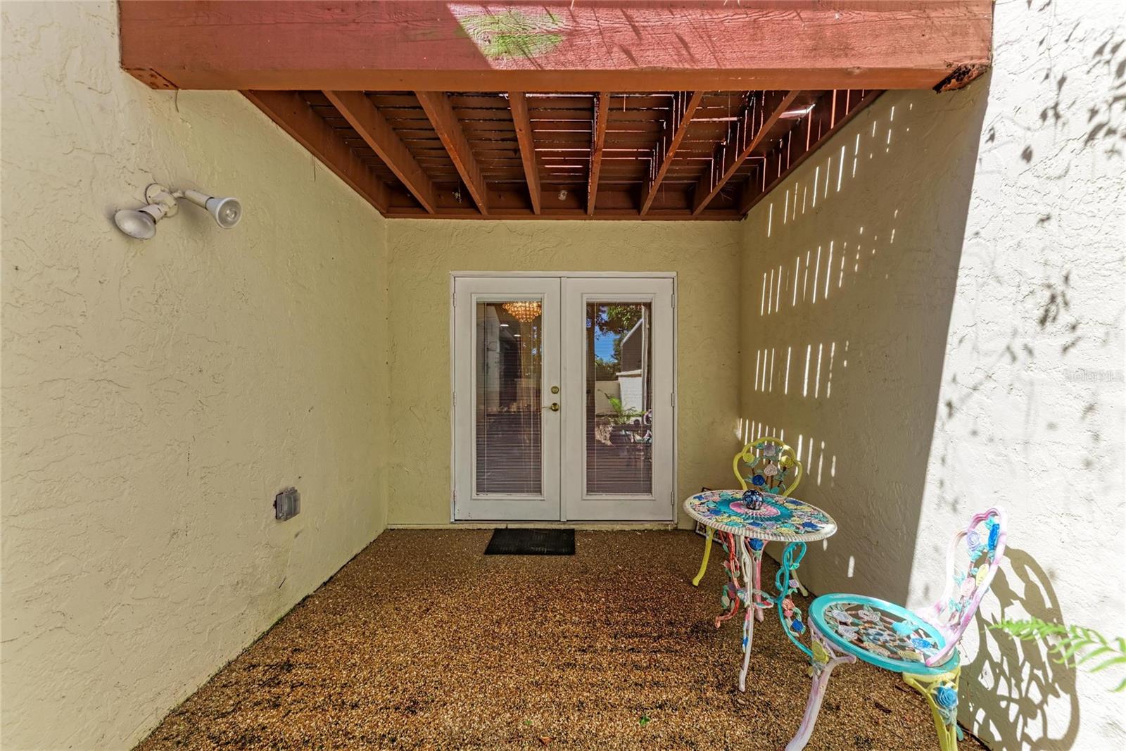 Image 40 of 51 For 6207 Courtside Drive 23