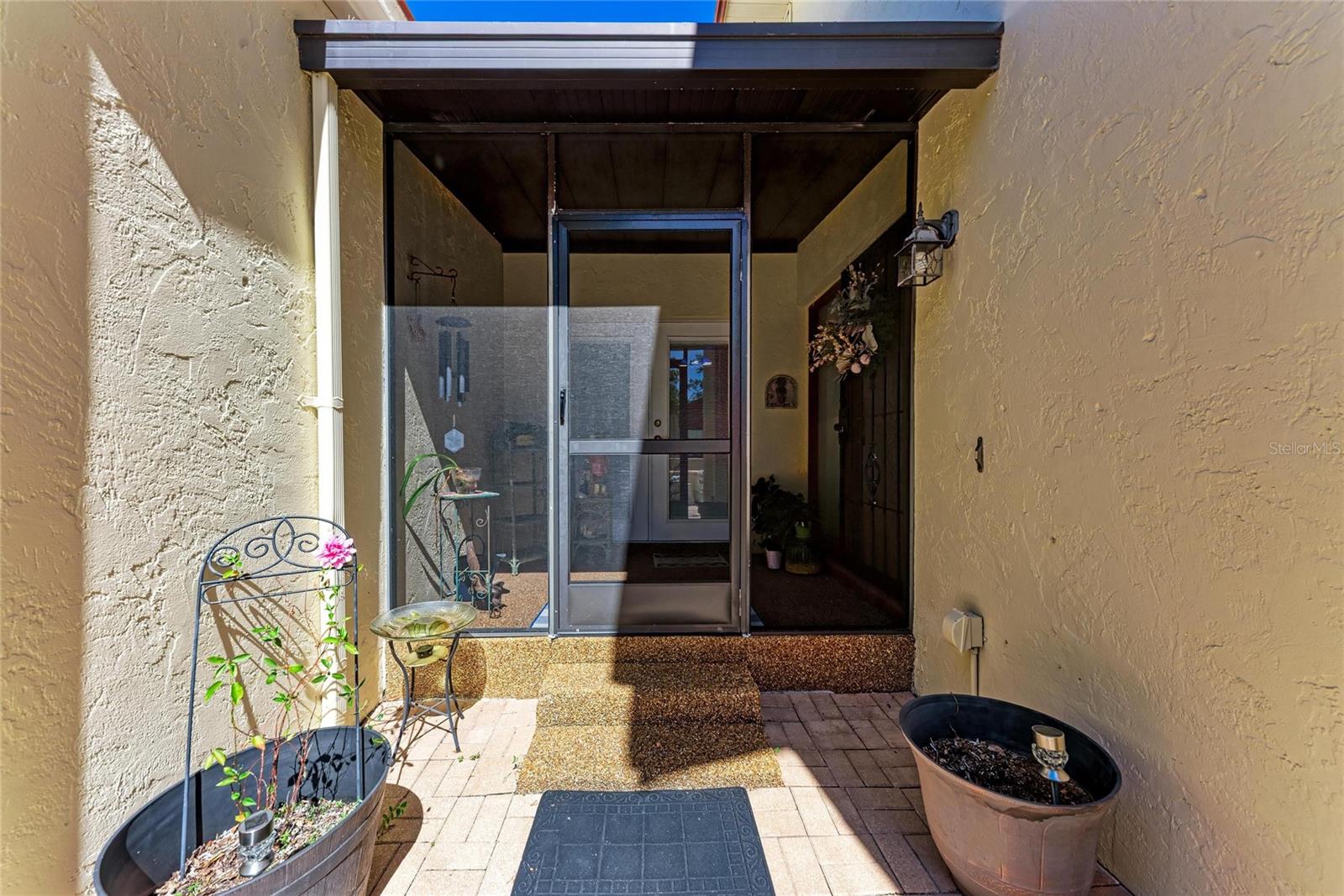 Image 7 of 51 For 6207 Courtside Drive 23