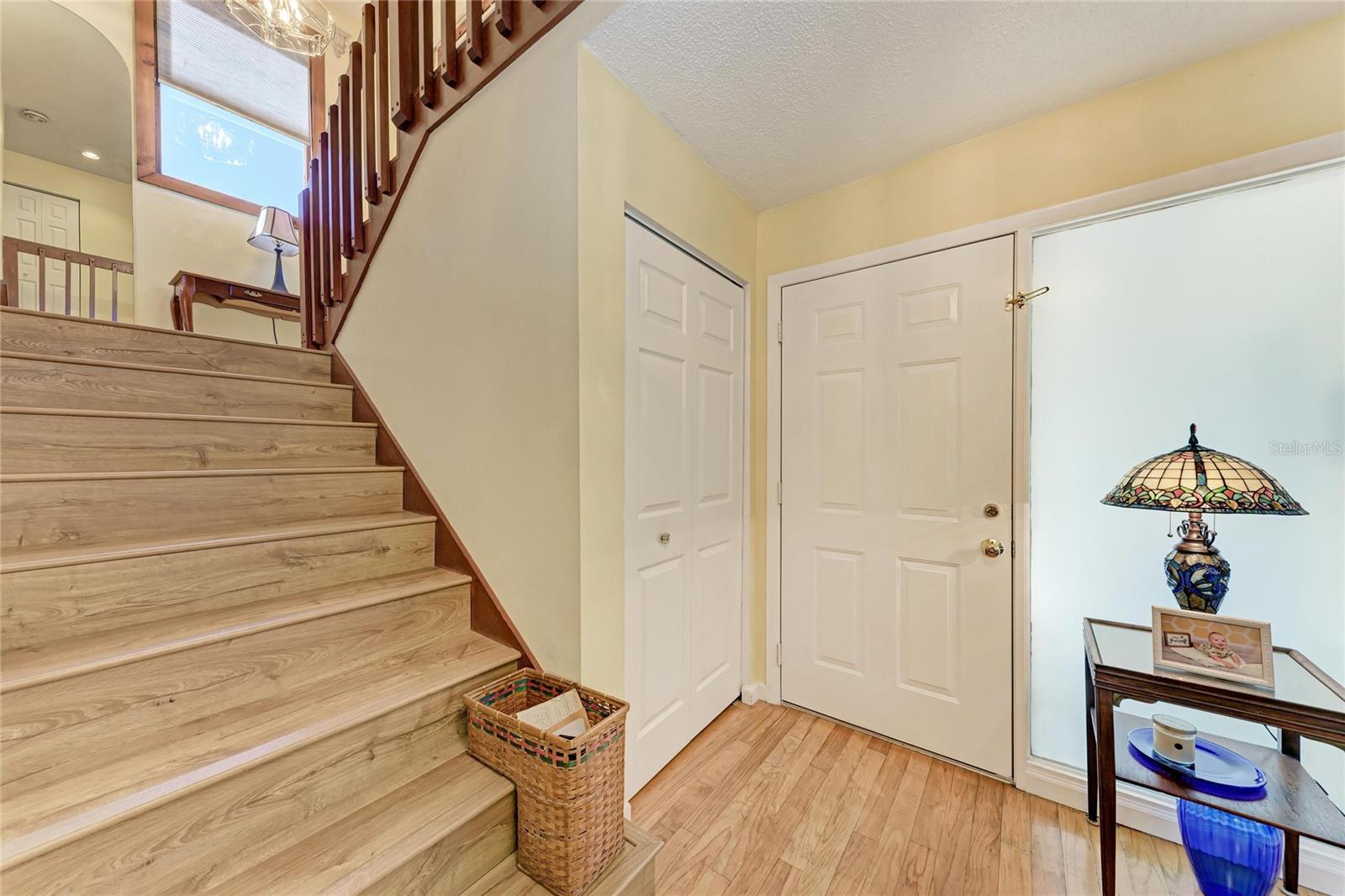 Image 9 of 51 For 6207 Courtside Drive 23