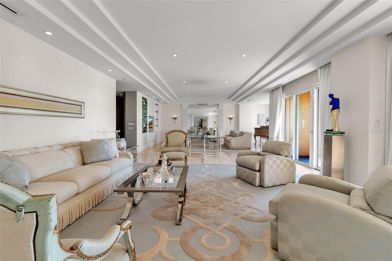 Image 17 of 49 For 1111 Ritz Carlton Drive 1202