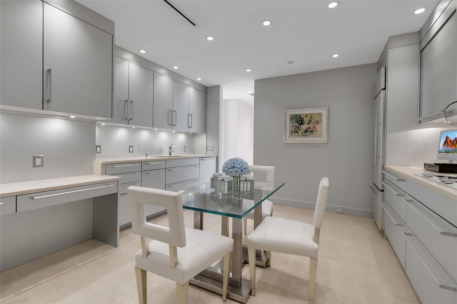 Image 21 of 49 For 1111 Ritz Carlton Drive 1202