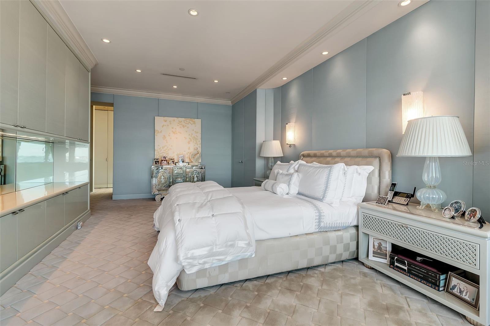 Image 28 of 49 For 1111 Ritz Carlton Drive 1202