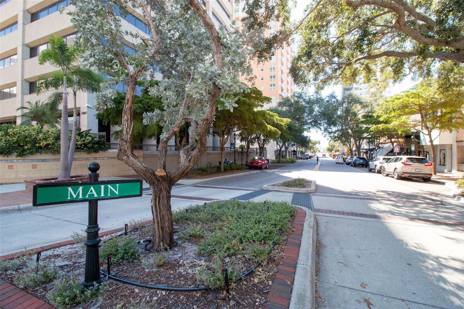 Image 45 of 49 For 1111 Ritz Carlton Drive 1202