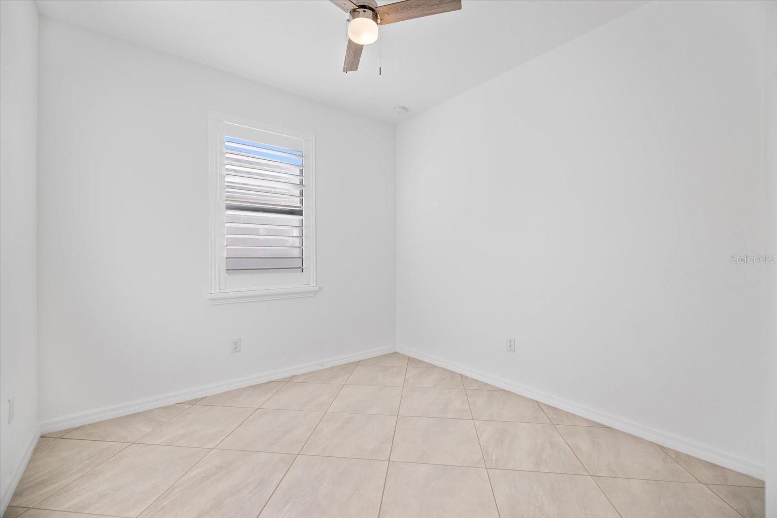 Image 15 of 52 For 6507 Clairborne Lane