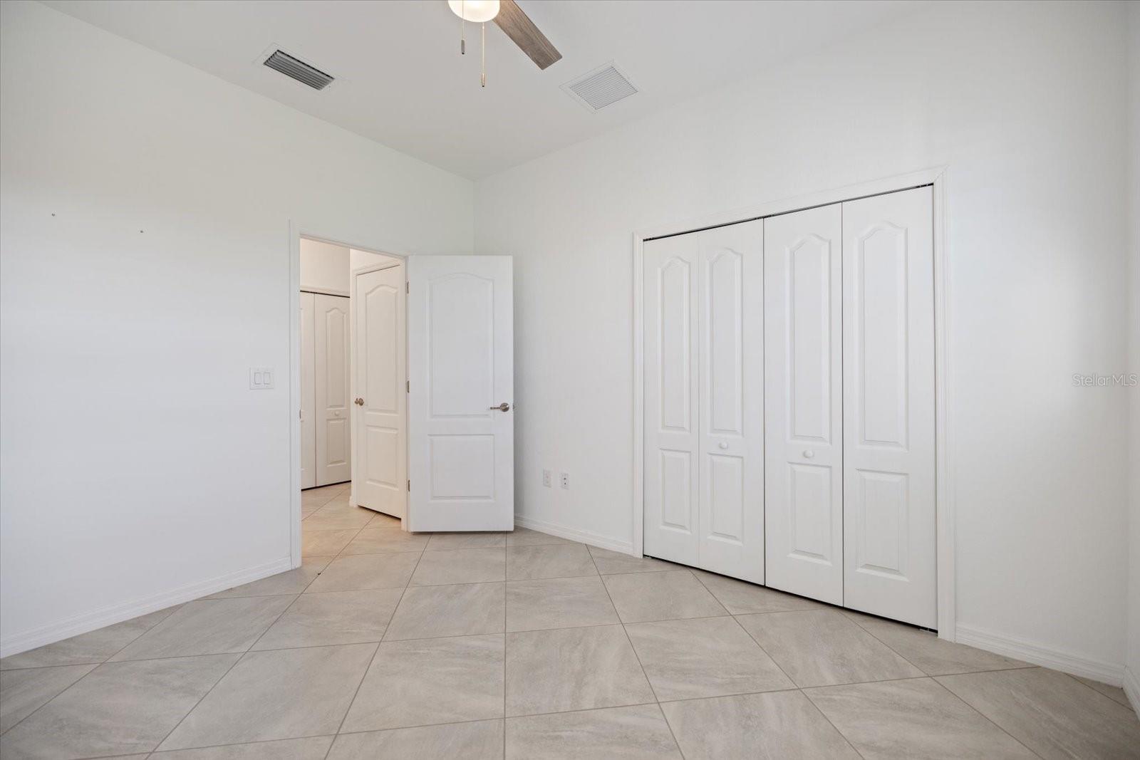 Image 20 of 52 For 6507 Clairborne Lane