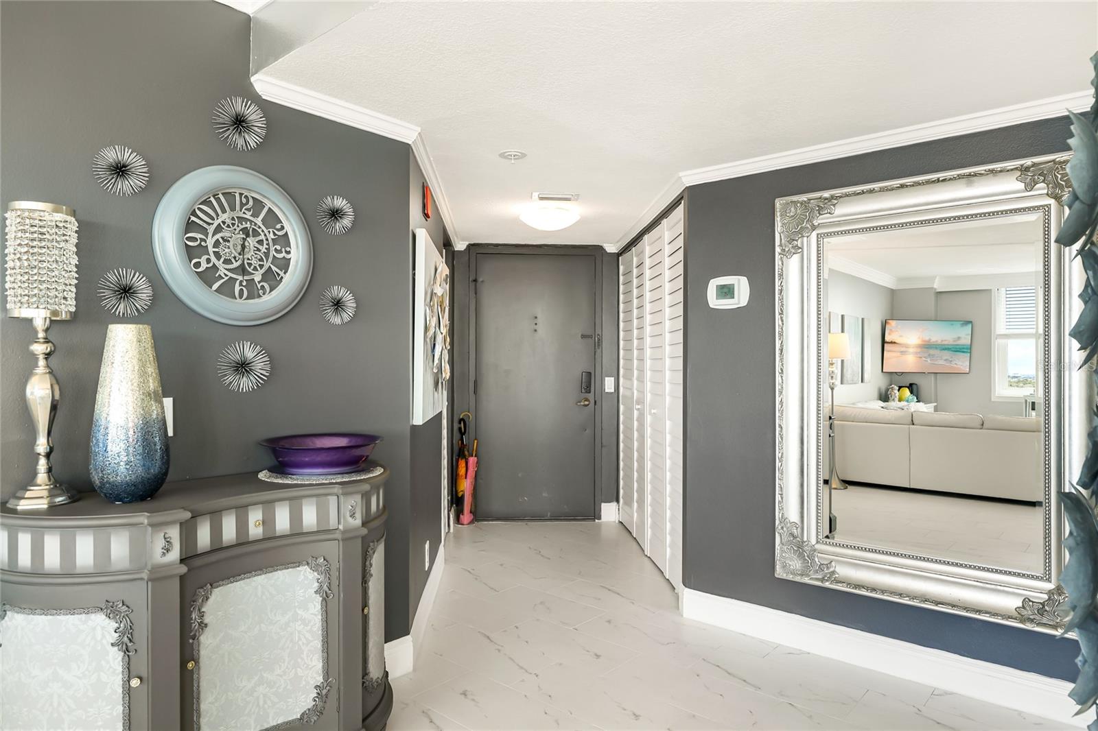 Image 10 of 27 For 6265 Sun Boulevard 1004