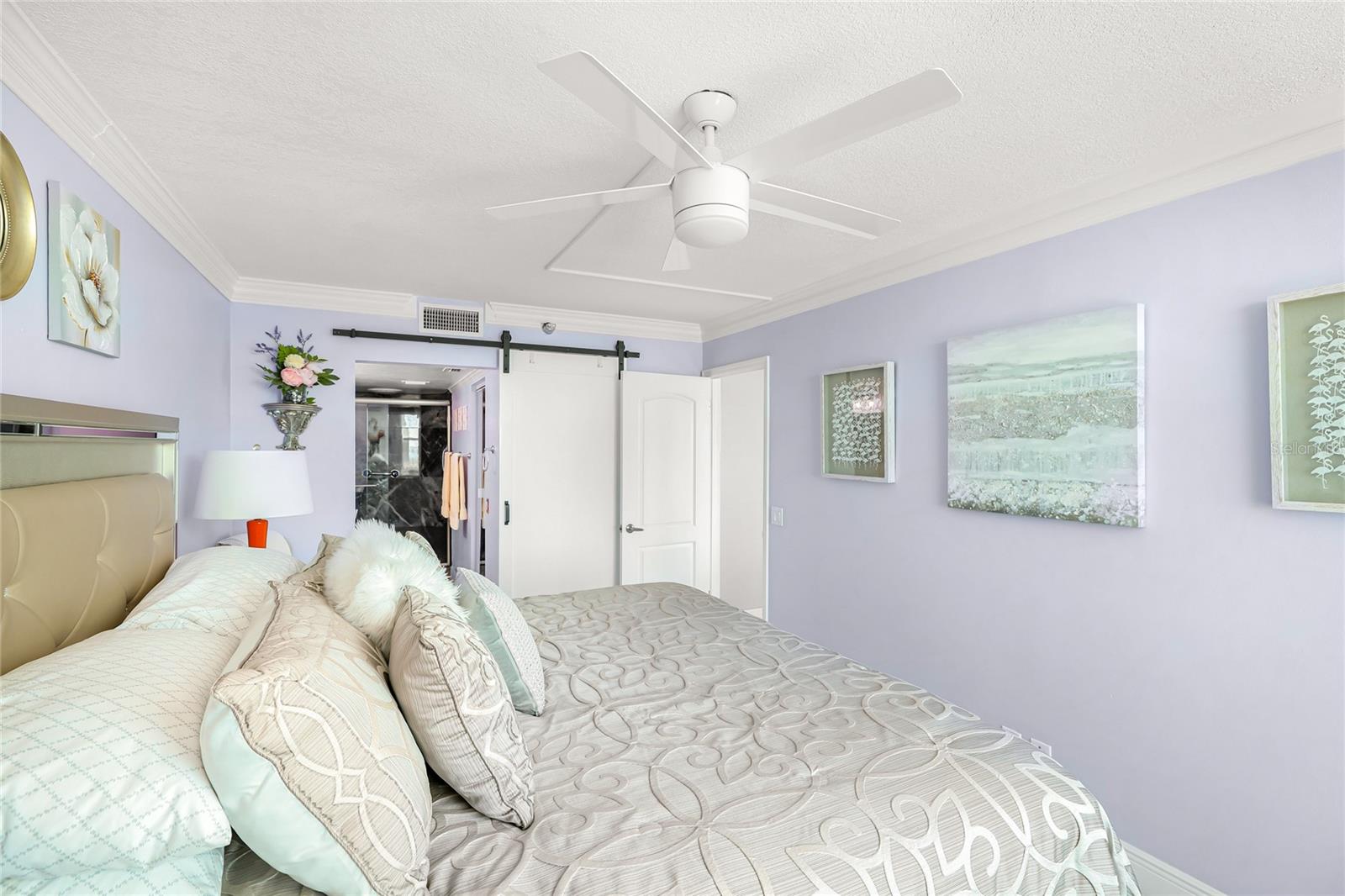 Image 24 of 27 For 6265 Sun Boulevard 1004