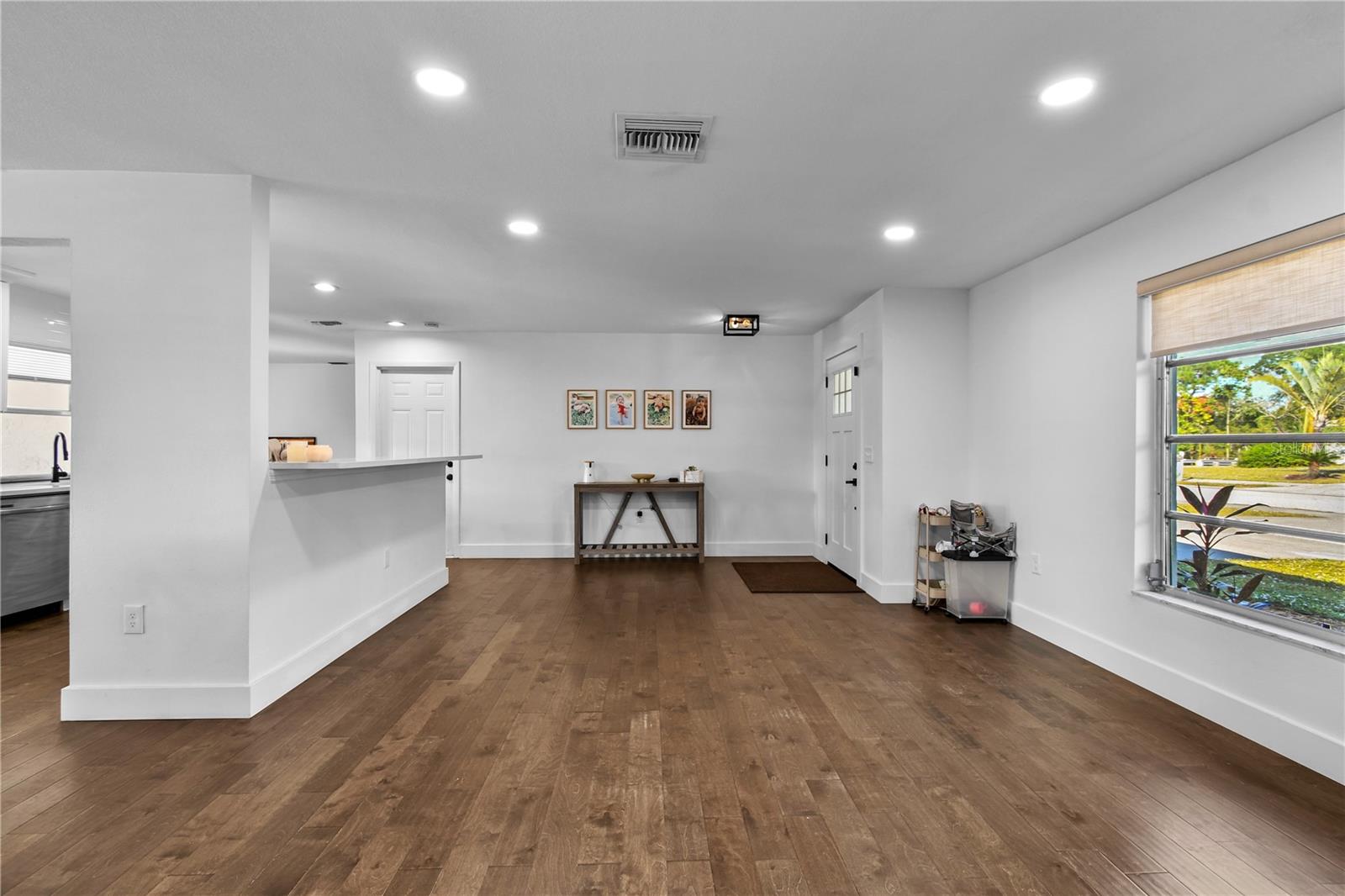 Image 27 of 64 For 7304 Claries Drive