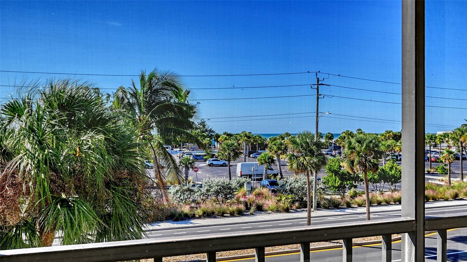 Image 22 of 53 For 925 Beach Road 311