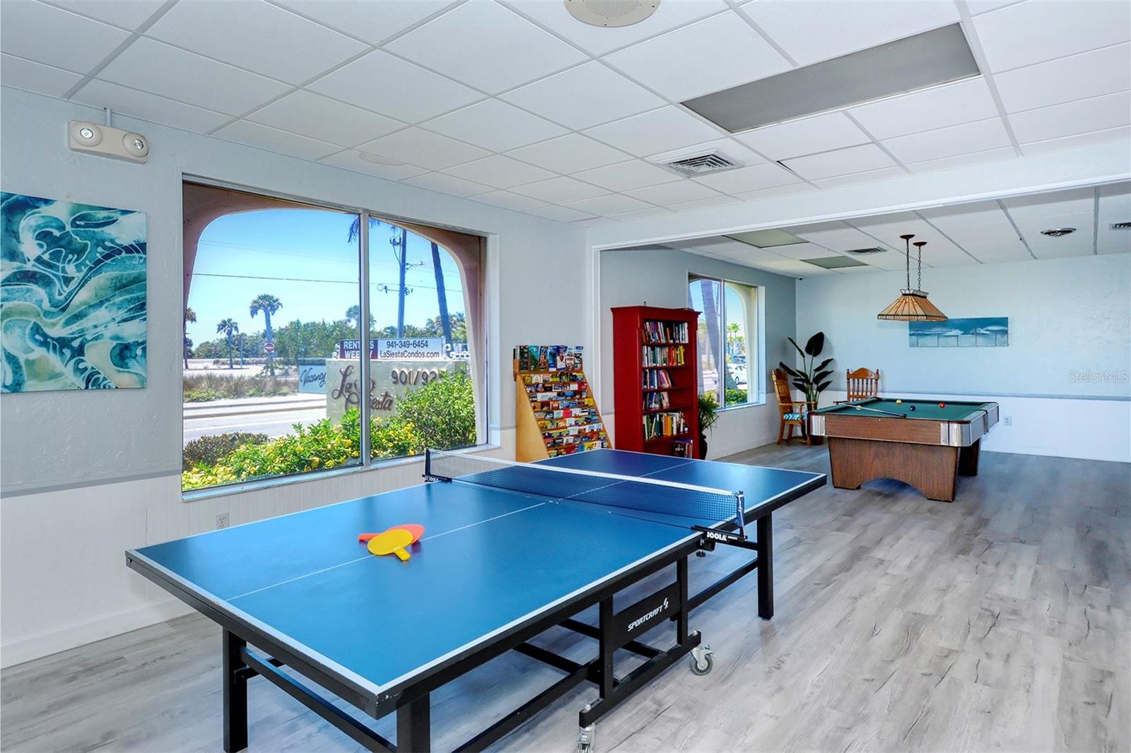 Image 32 of 53 For 925 Beach Road 311