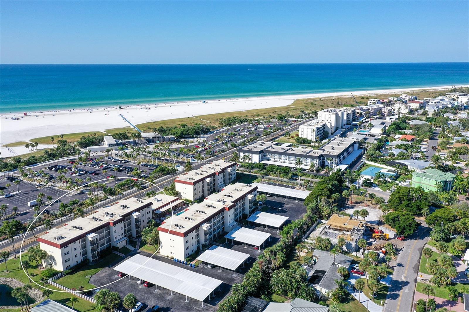 Image 4 of 53 For 925 Beach Road 311