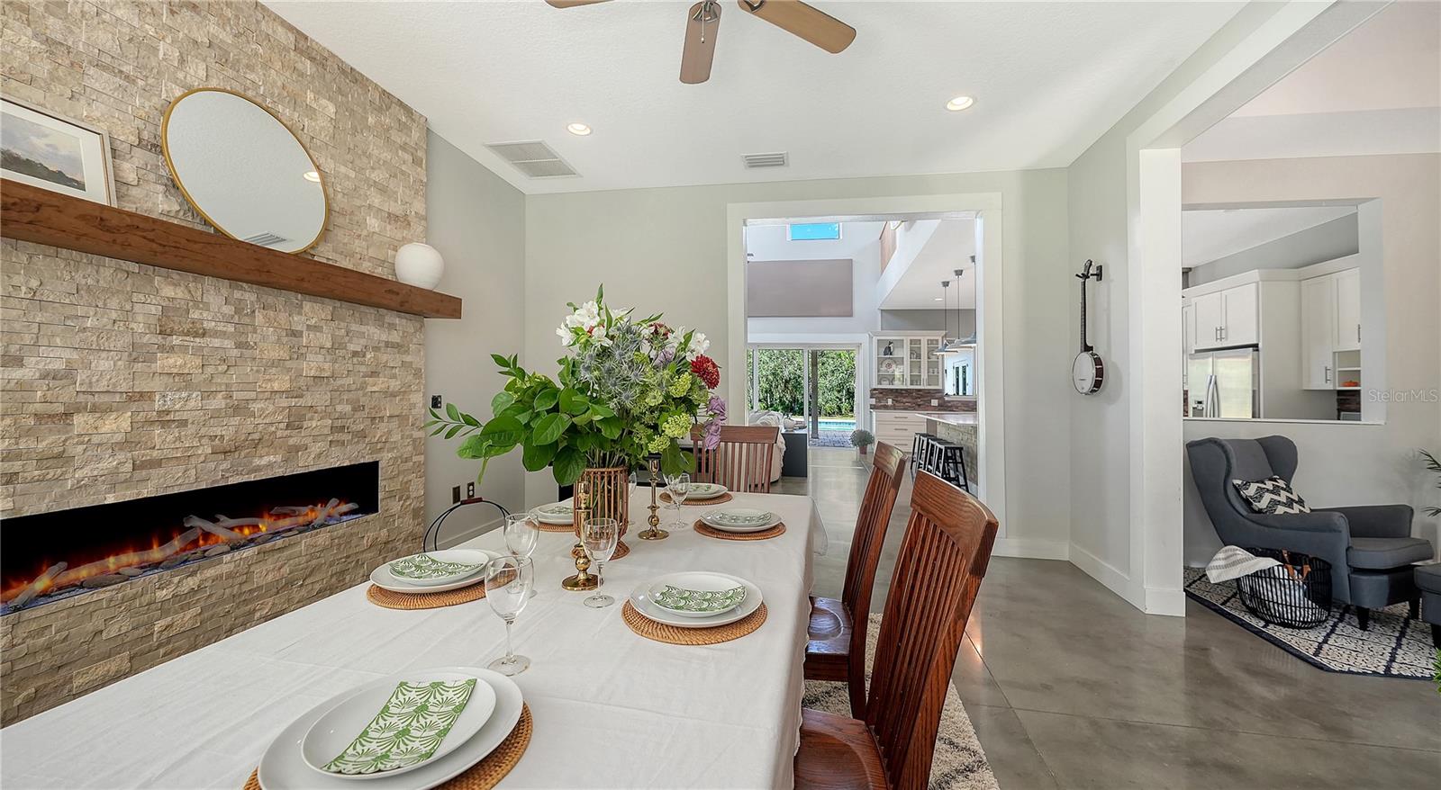 Image 23 of 58 For 1408 Oak Hammock Road