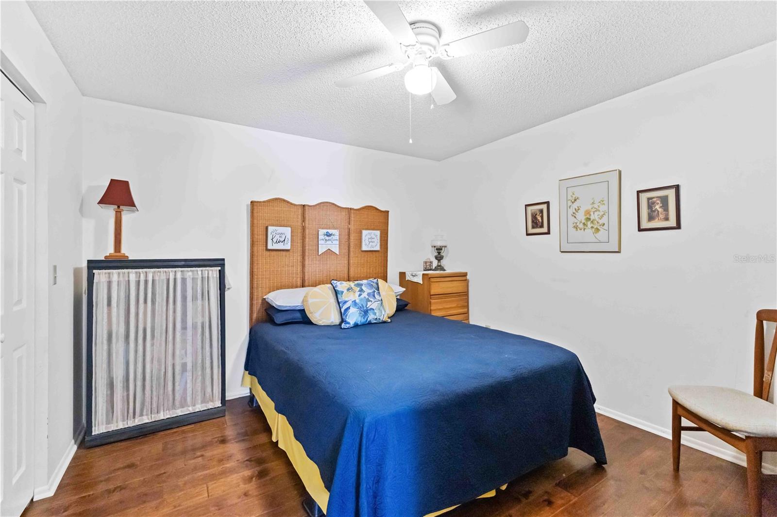 Image 11 of 20 For 311 Oak Hill Way 26