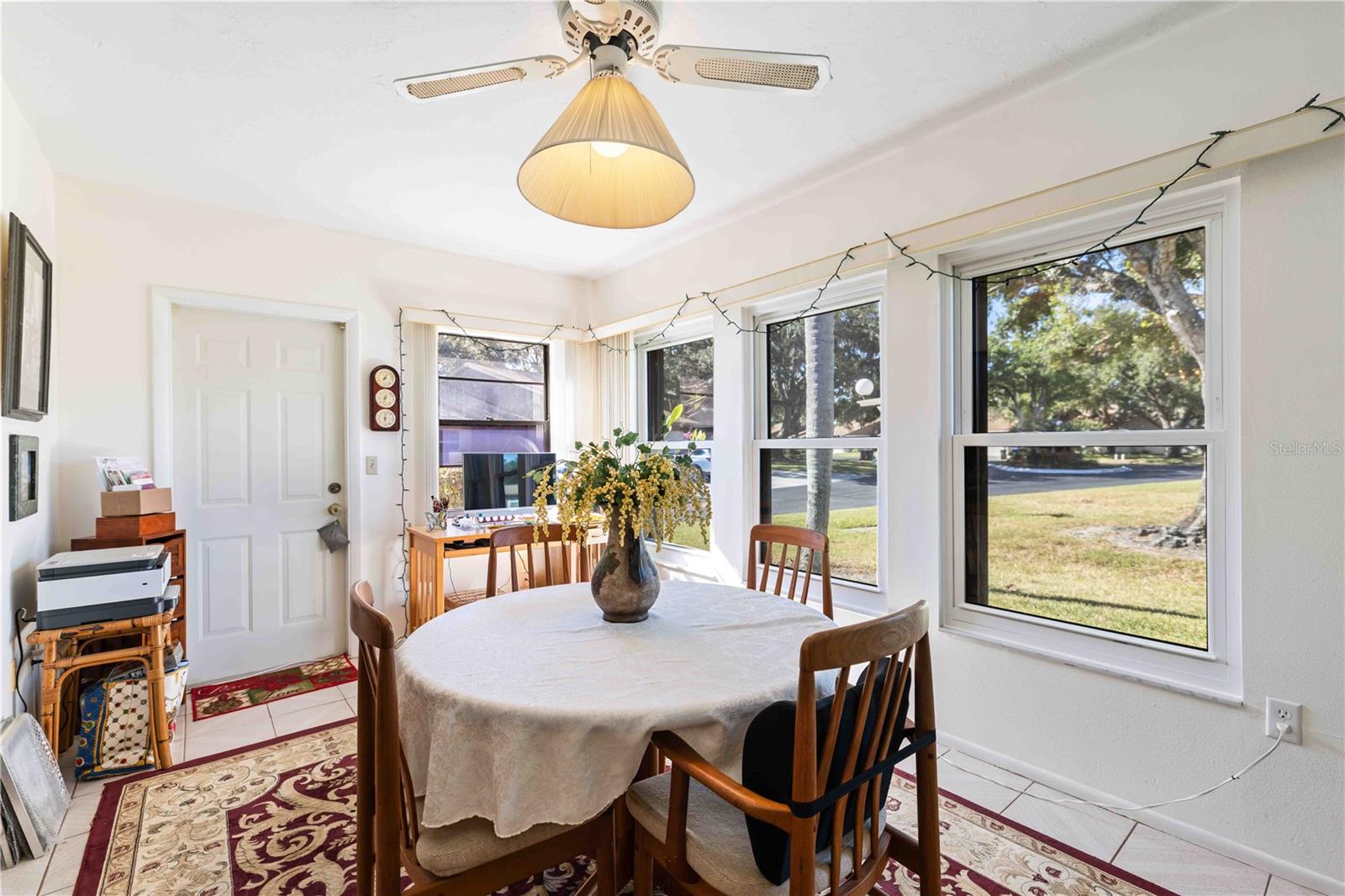 Image 16 of 20 For 311 Oak Hill Way 26