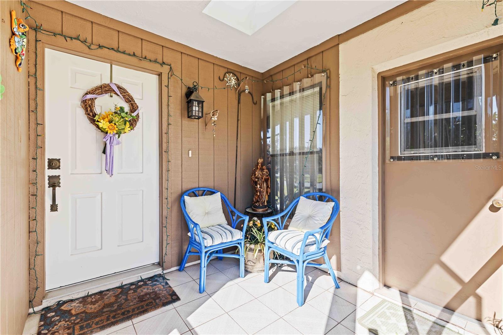 Image 3 of 20 For 311 Oak Hill Way 26