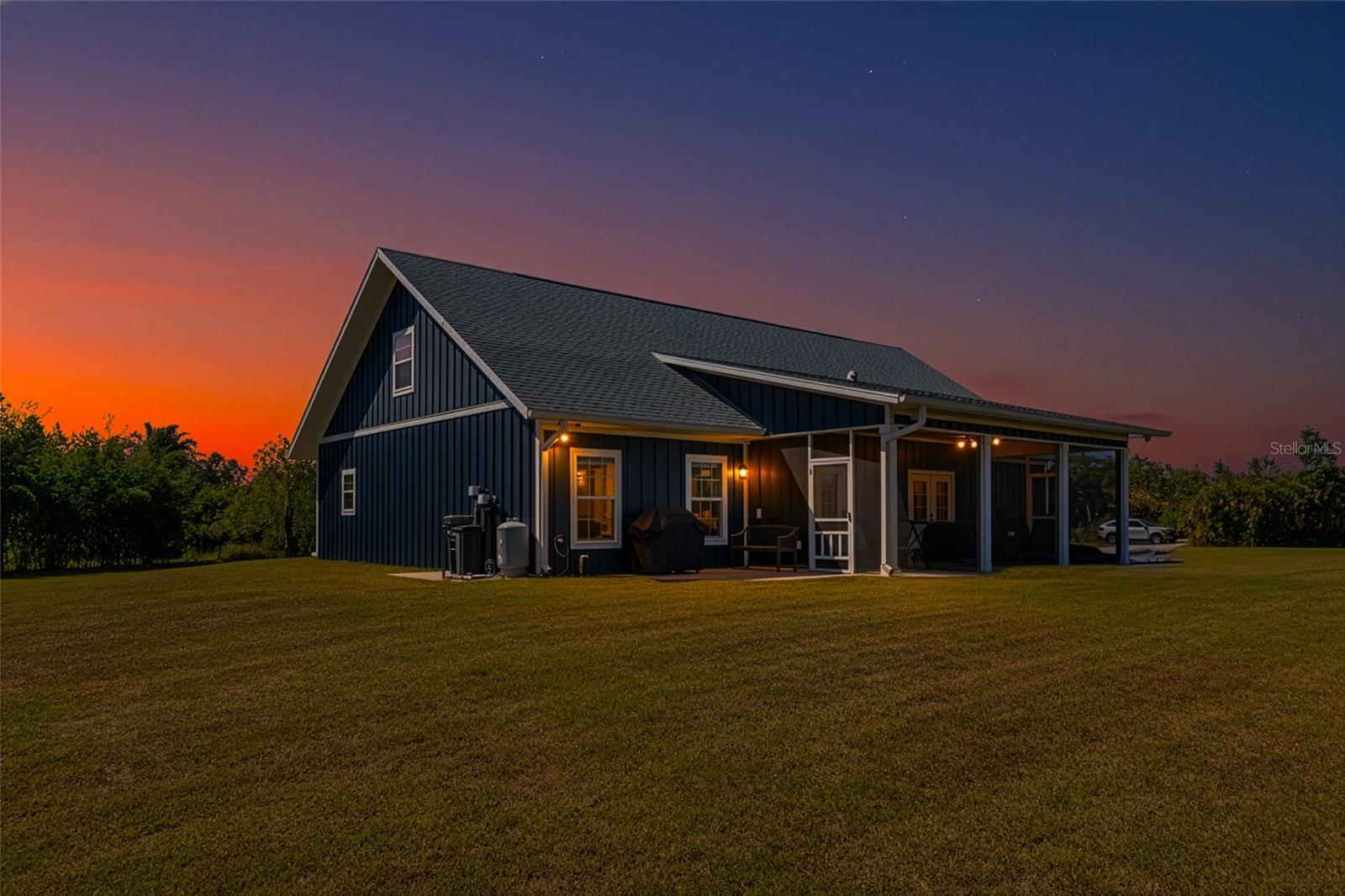 Image 3 of 64 For 6921 245th Street E