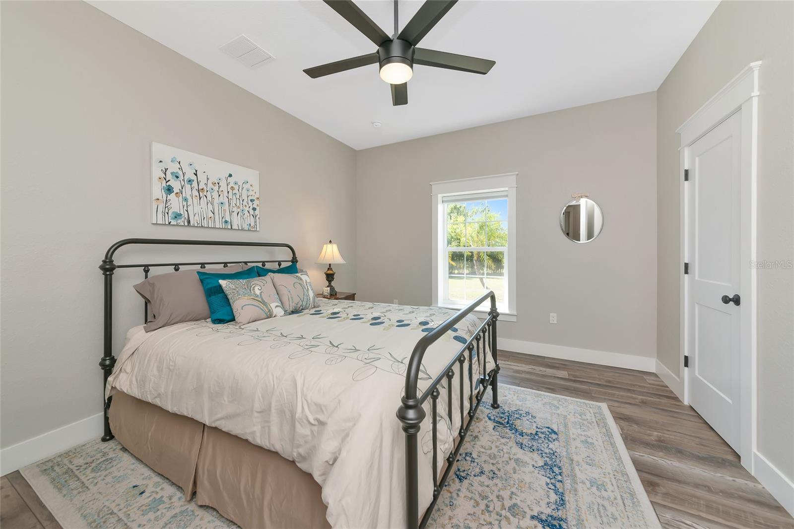 Image 32 of 64 For 6921 245th Street E