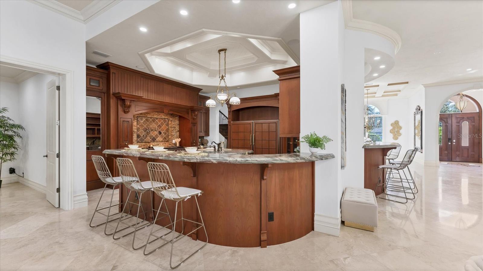 Image 20 of 97 For 19451 Ganton Avenue