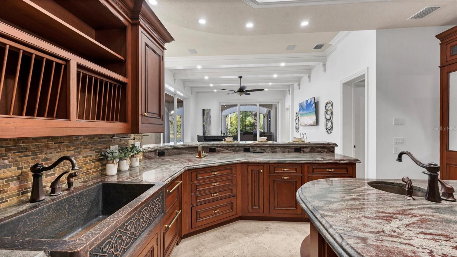 Image 25 of 97 For 19451 Ganton Avenue