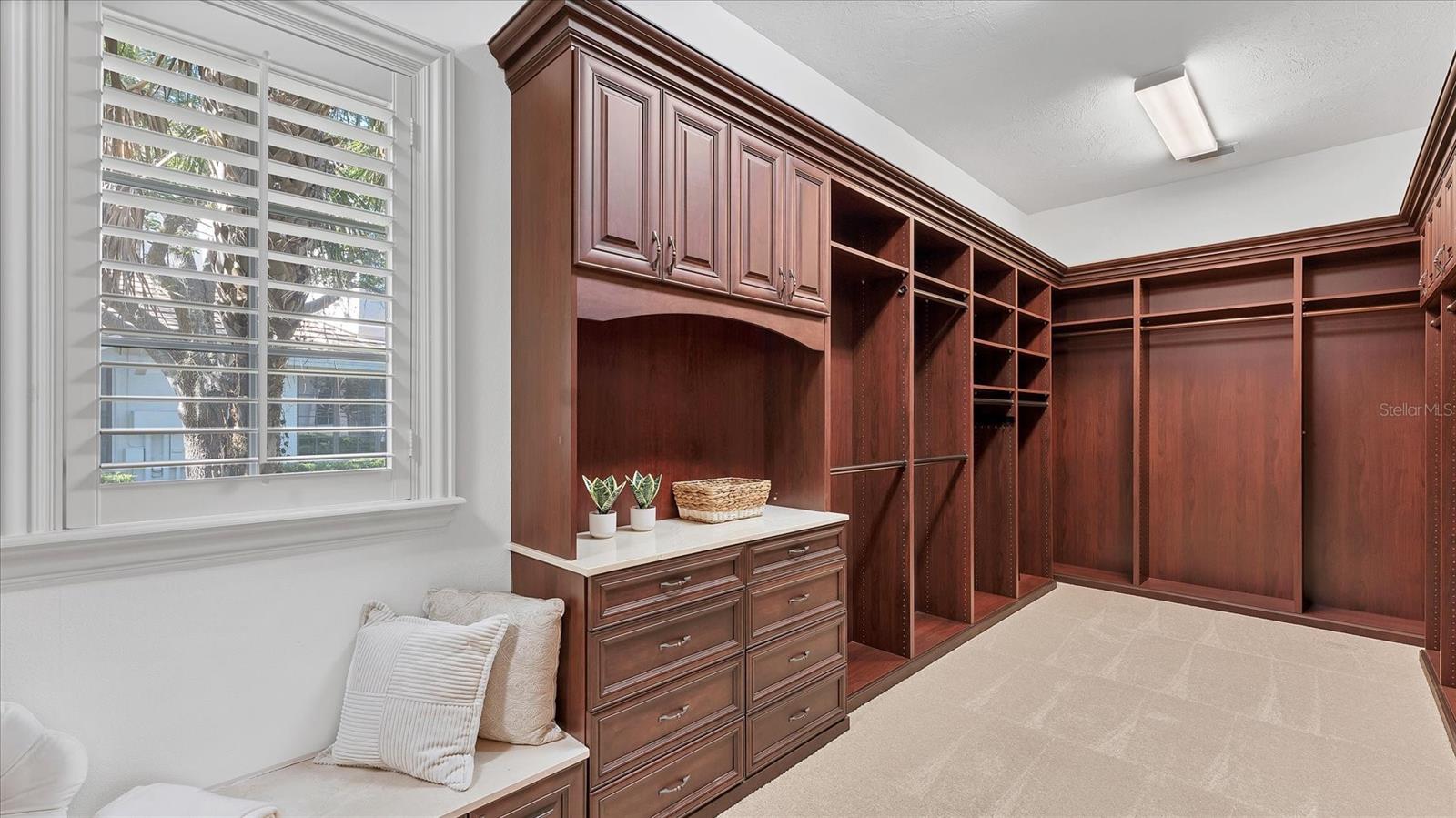 Image 40 of 97 For 19451 Ganton Avenue