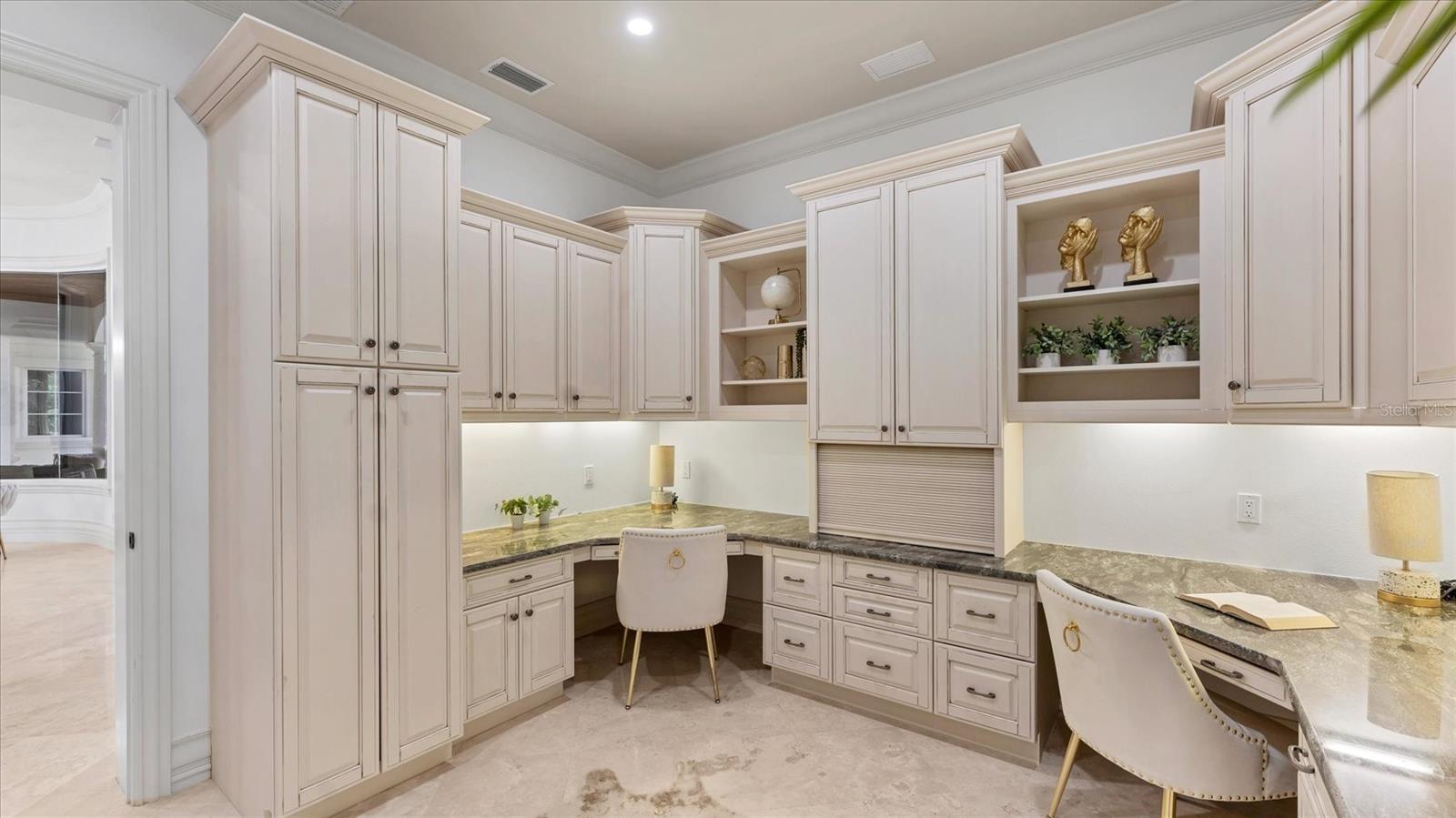 Image 48 of 97 For 19451 Ganton Avenue