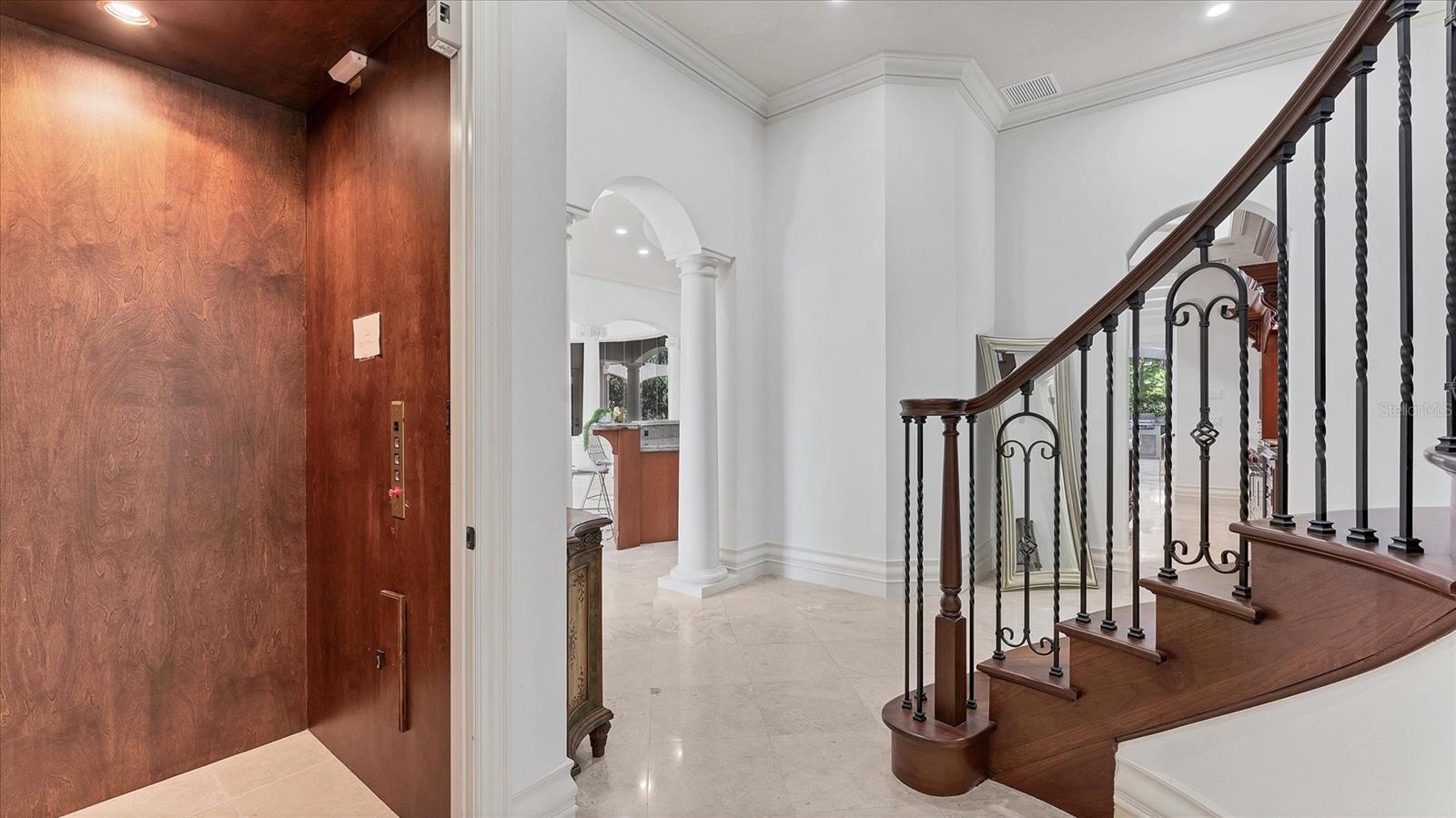 Image 51 of 97 For 19451 Ganton Avenue