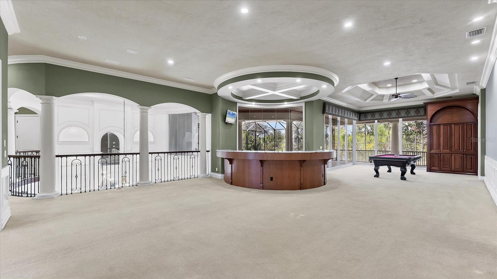 Image 54 of 97 For 19451 Ganton Avenue