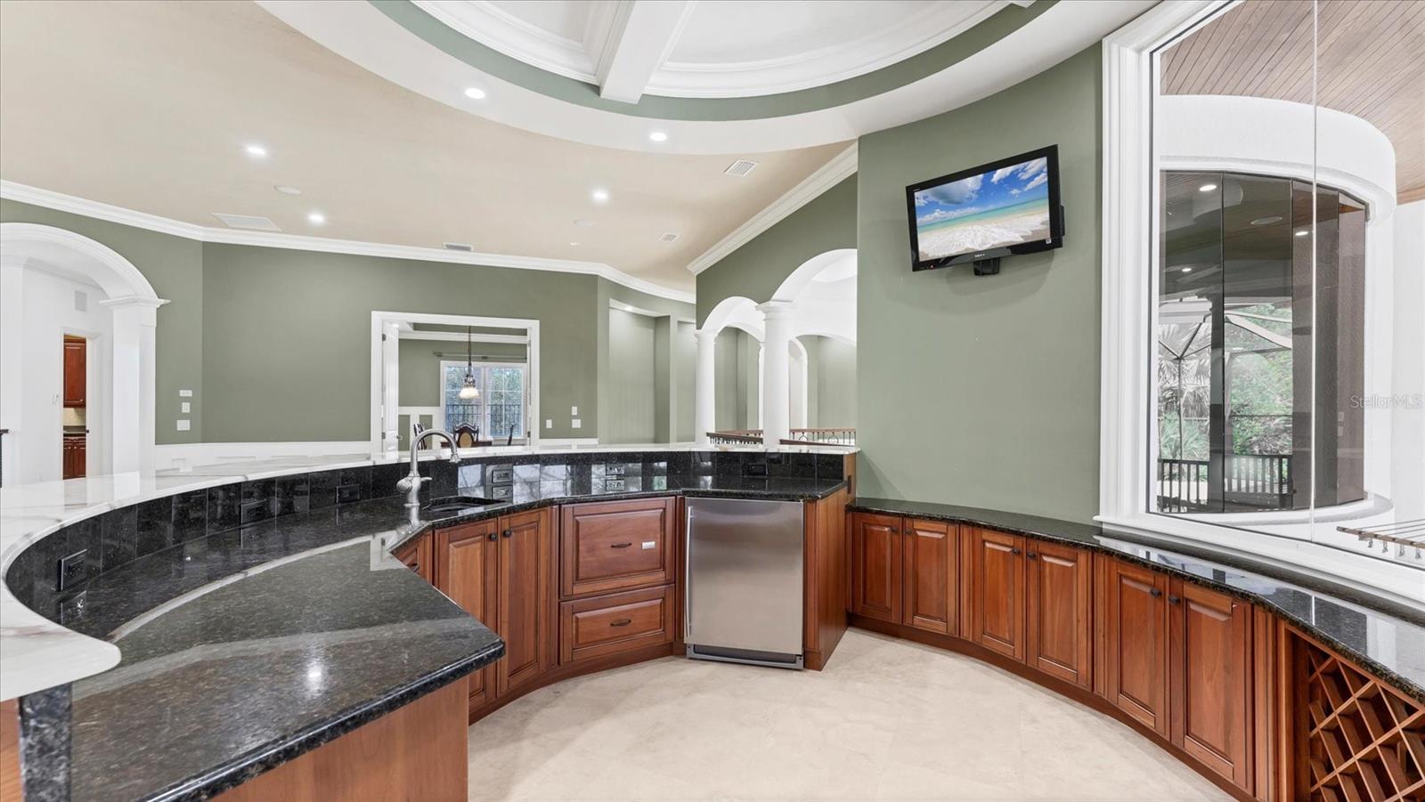 Image 55 of 97 For 19451 Ganton Avenue