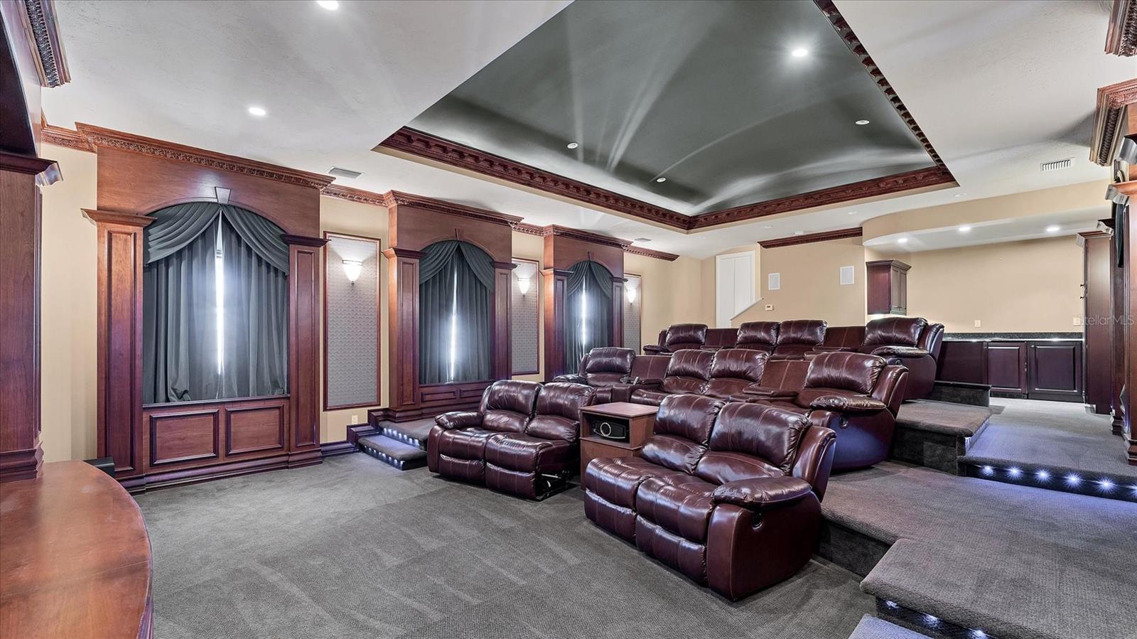 Image 66 of 97 For 19451 Ganton Avenue