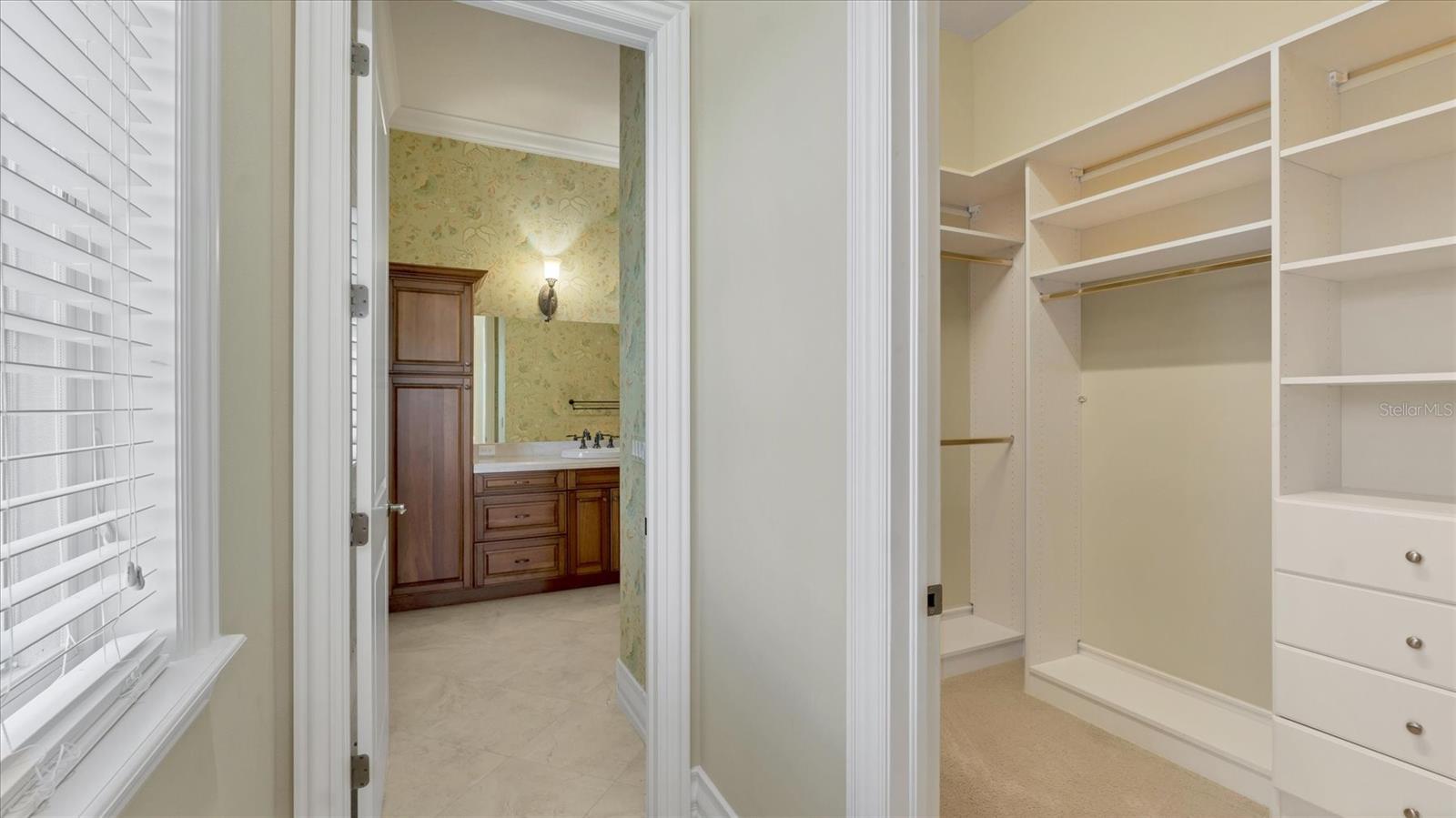 Image 70 of 97 For 19451 Ganton Avenue