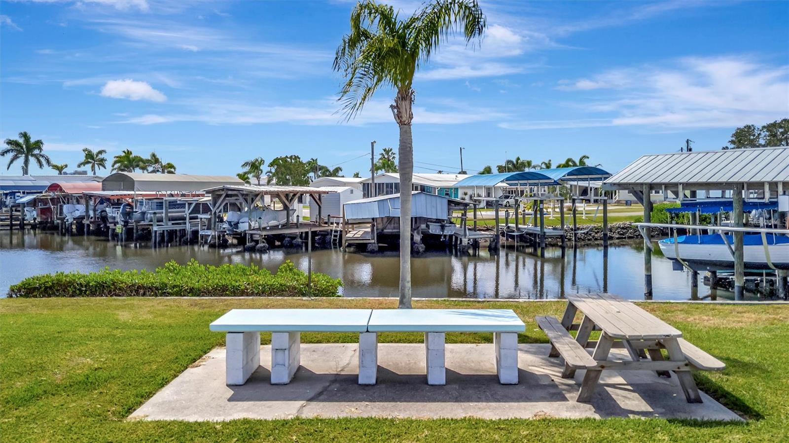 Image 10 of 52 For 247 Palm Lane