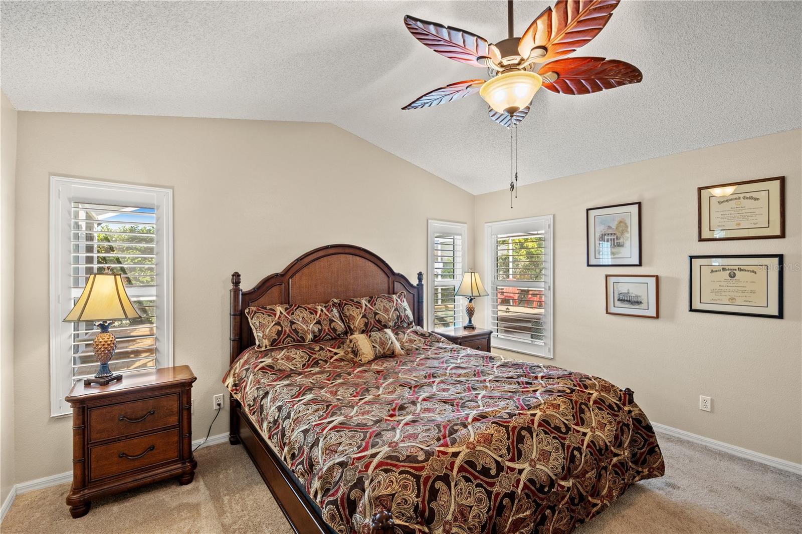 Image 15 of 38 For 4910 78th Street E