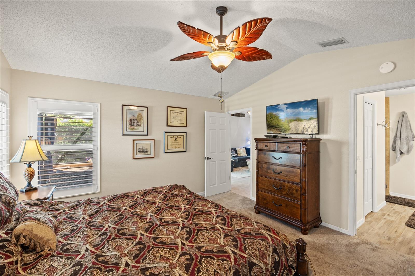 Image 16 of 38 For 4910 78th Street E