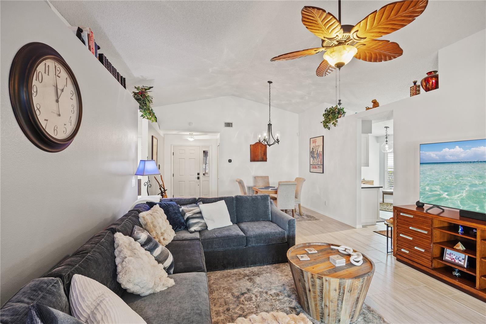 Image 7 of 38 For 4910 78th Street E