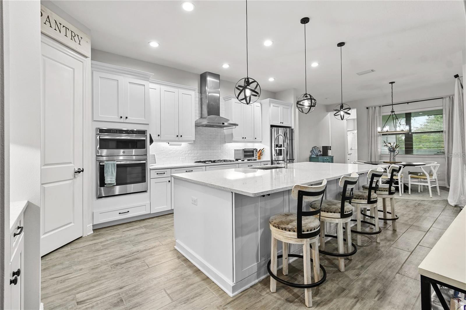 Image 13 of 89 For 4423 Fly Rod Terrace