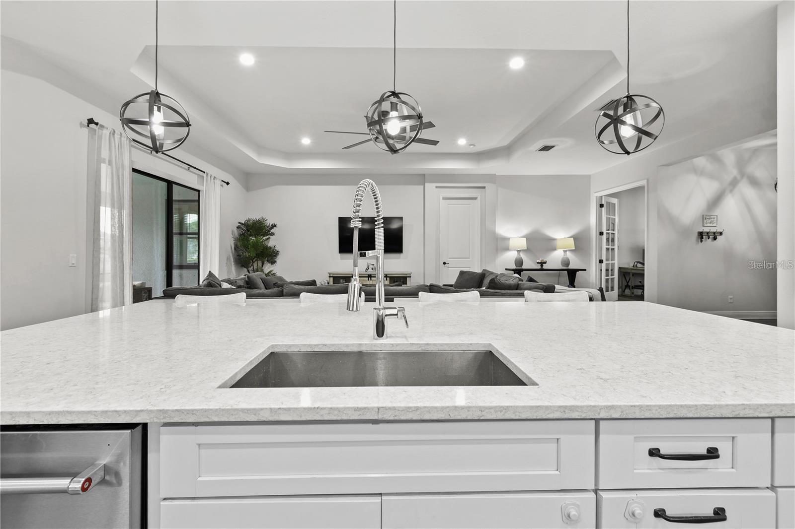 Image 14 of 89 For 4423 Fly Rod Terrace