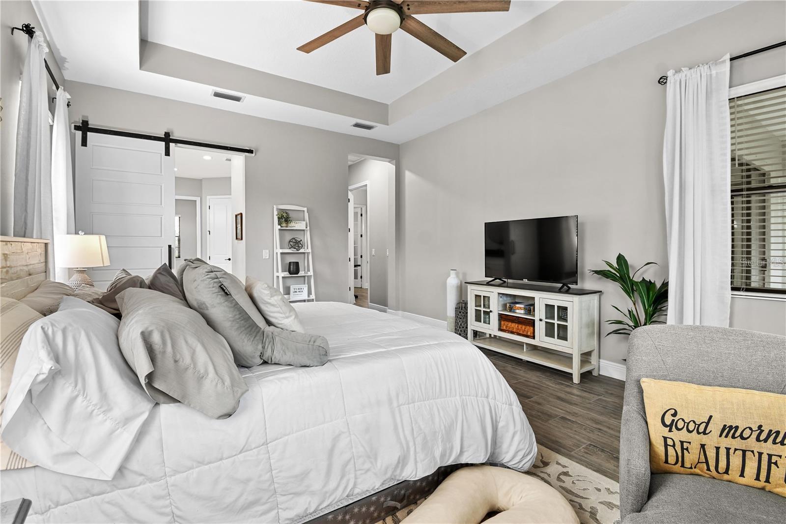 Image 33 of 89 For 4423 Fly Rod Terrace