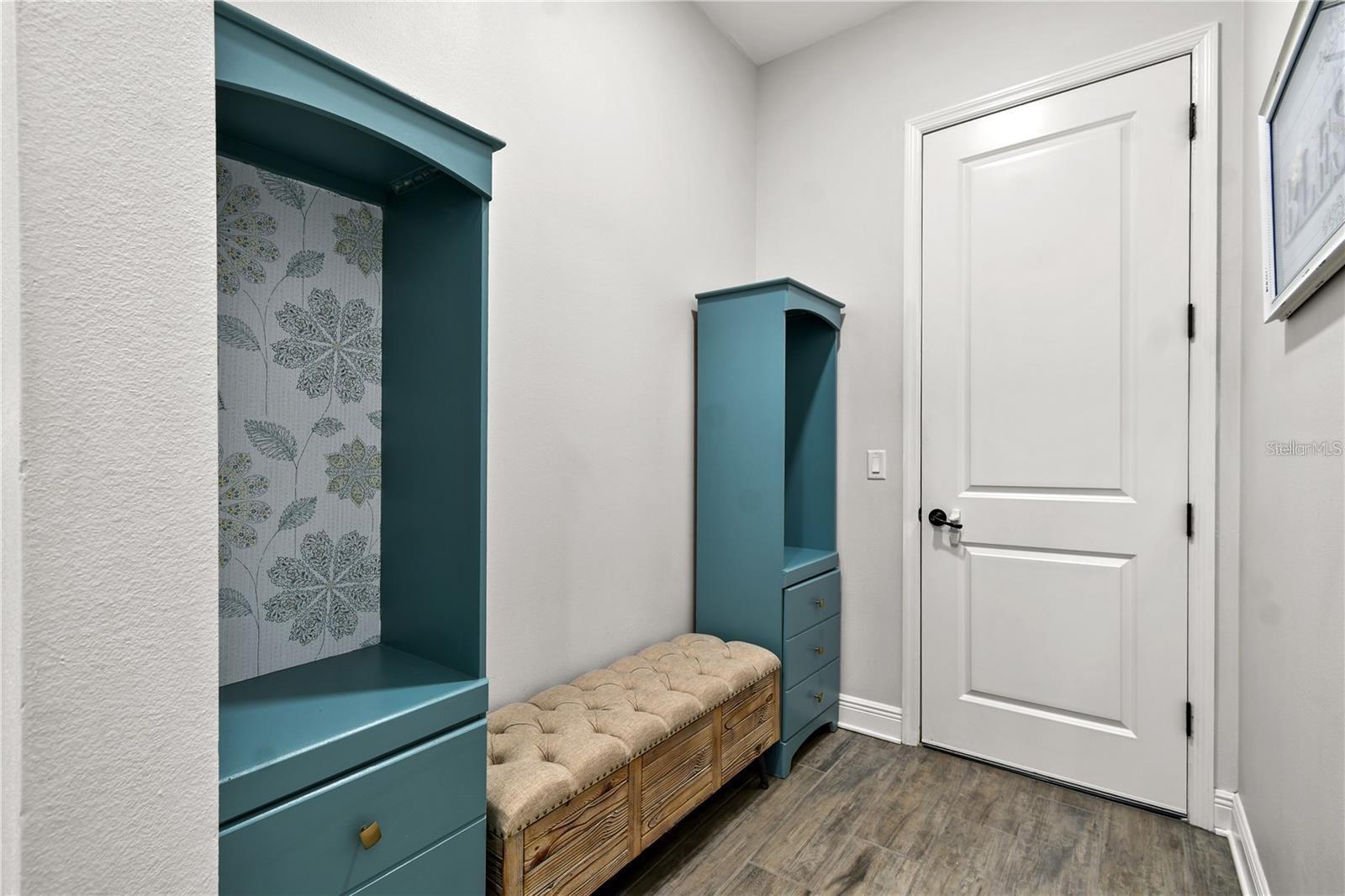 Image 40 of 89 For 4423 Fly Rod Terrace