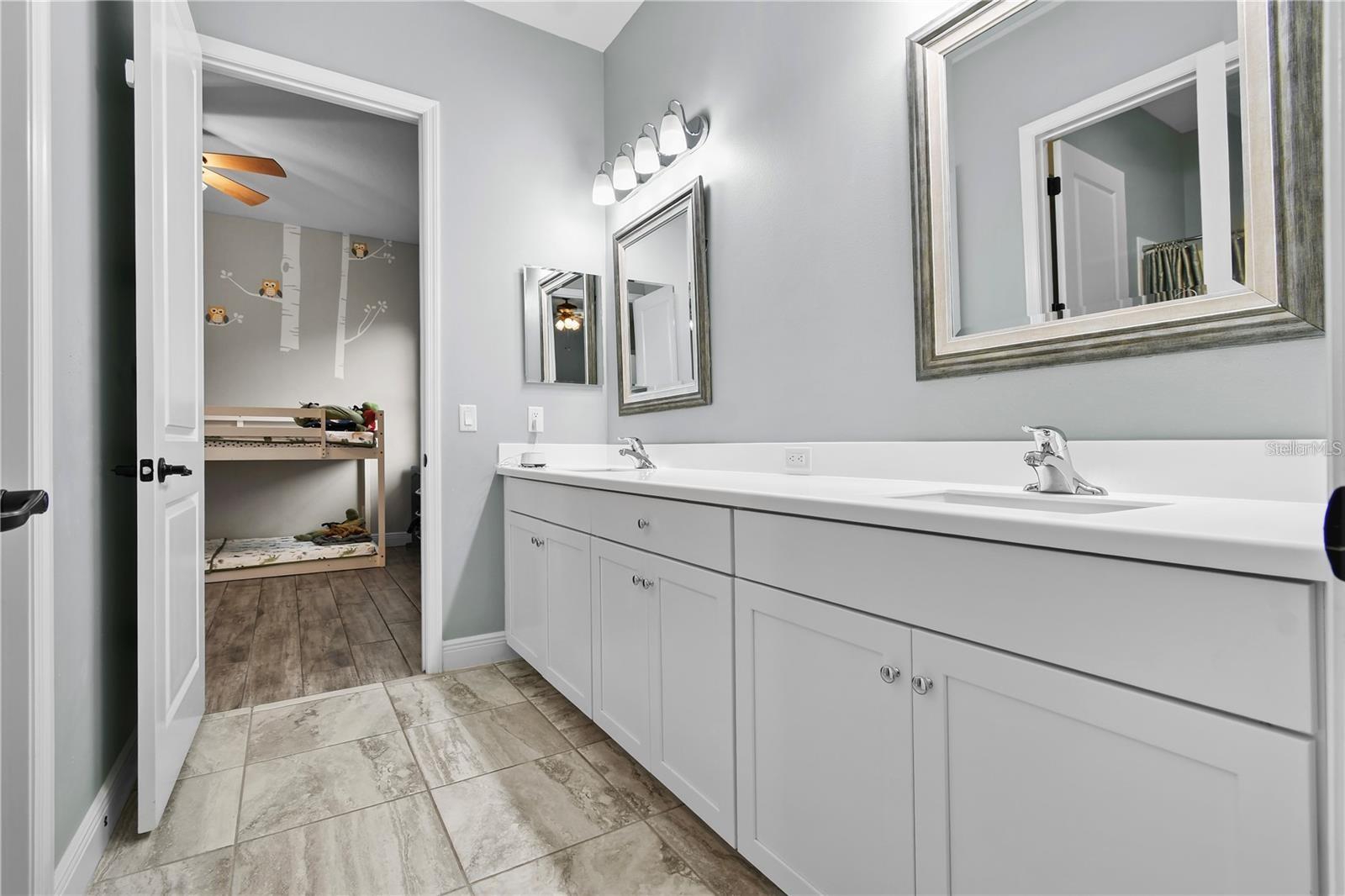 Image 43 of 89 For 4423 Fly Rod Terrace