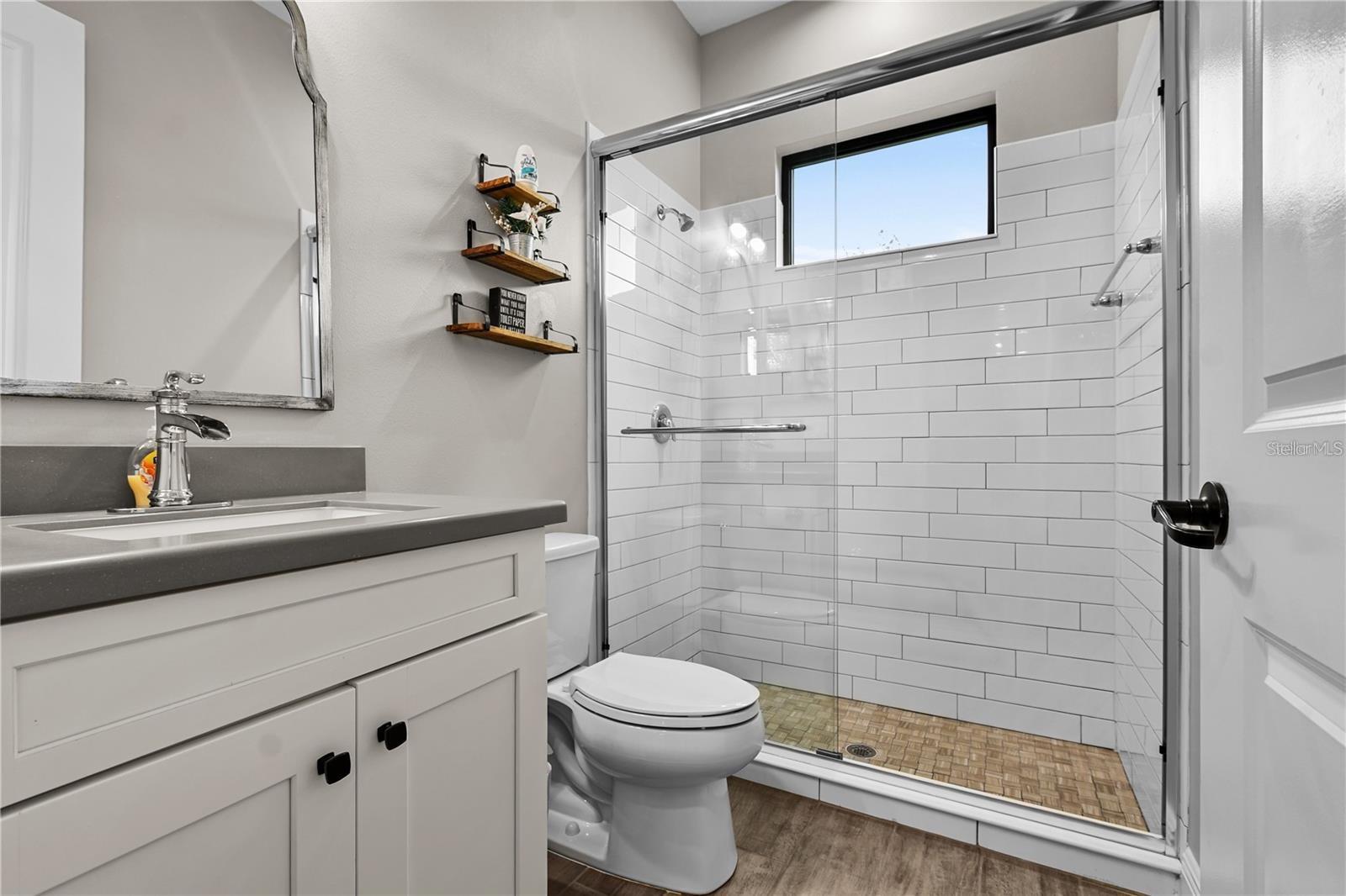 Image 49 of 89 For 4423 Fly Rod Terrace