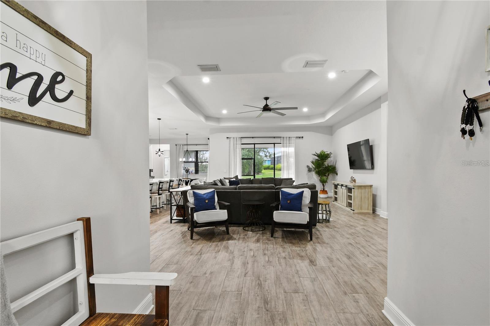 Image 6 of 89 For 4423 Fly Rod Terrace