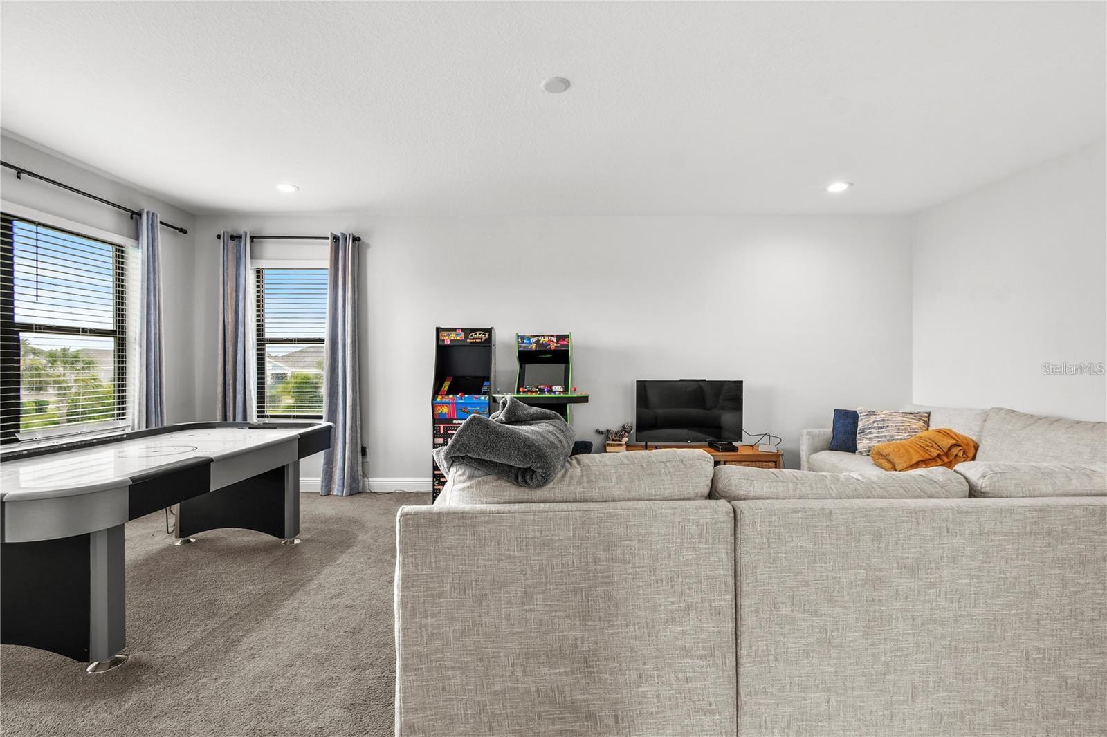 Image 60 of 89 For 4423 Fly Rod Terrace