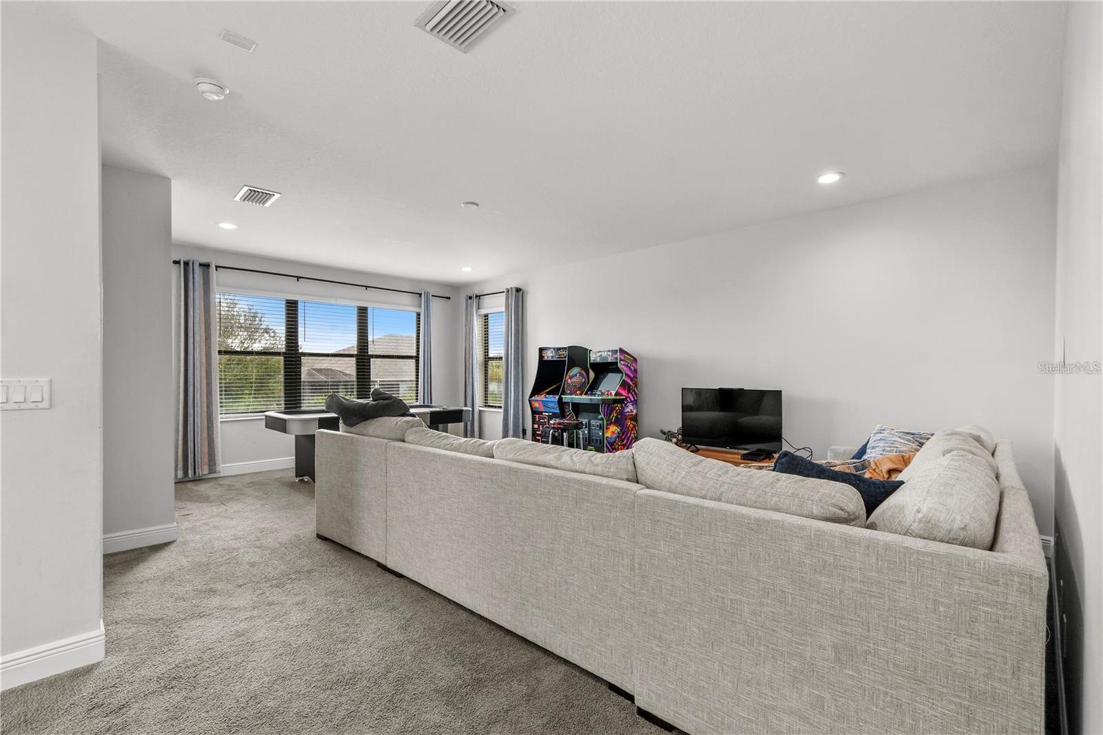 Image 61 of 89 For 4423 Fly Rod Terrace