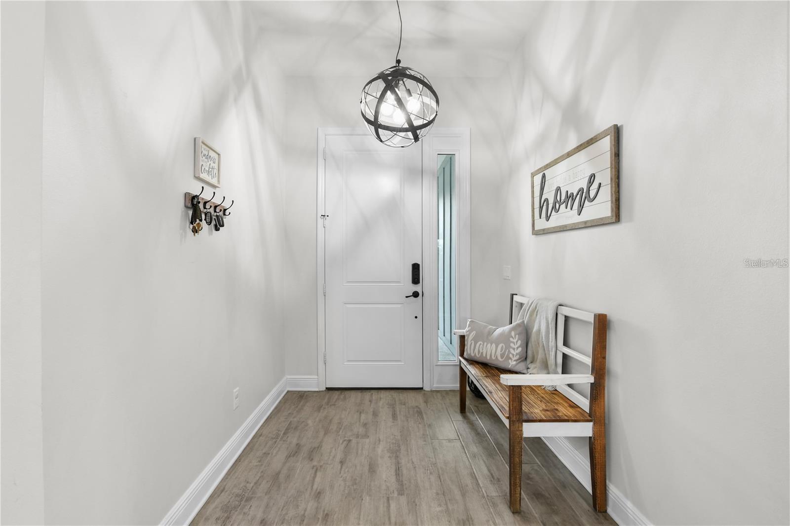 Image 7 of 89 For 4423 Fly Rod Terrace