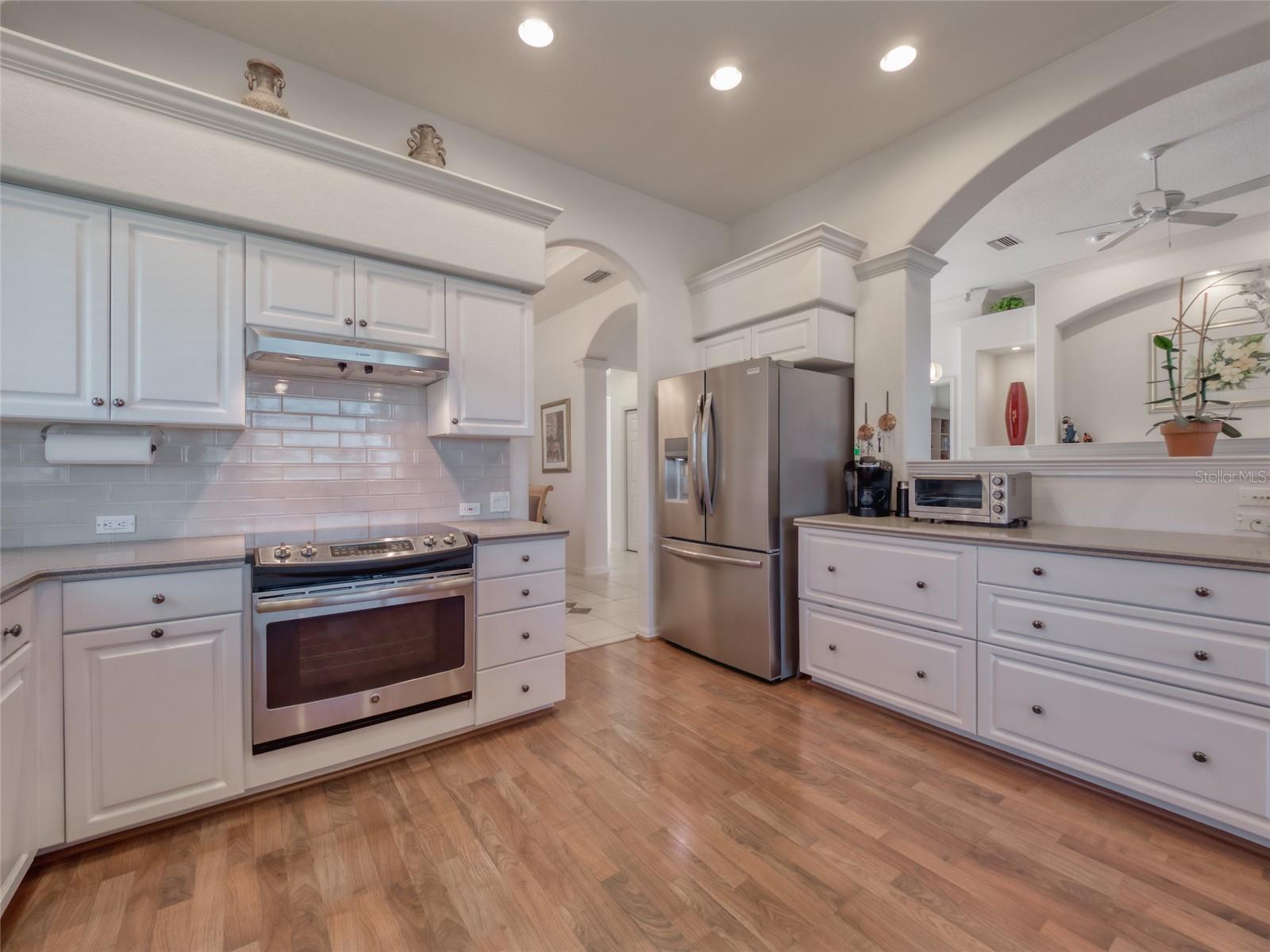 Image 25 of 78 For 6631 Waters Edge Way