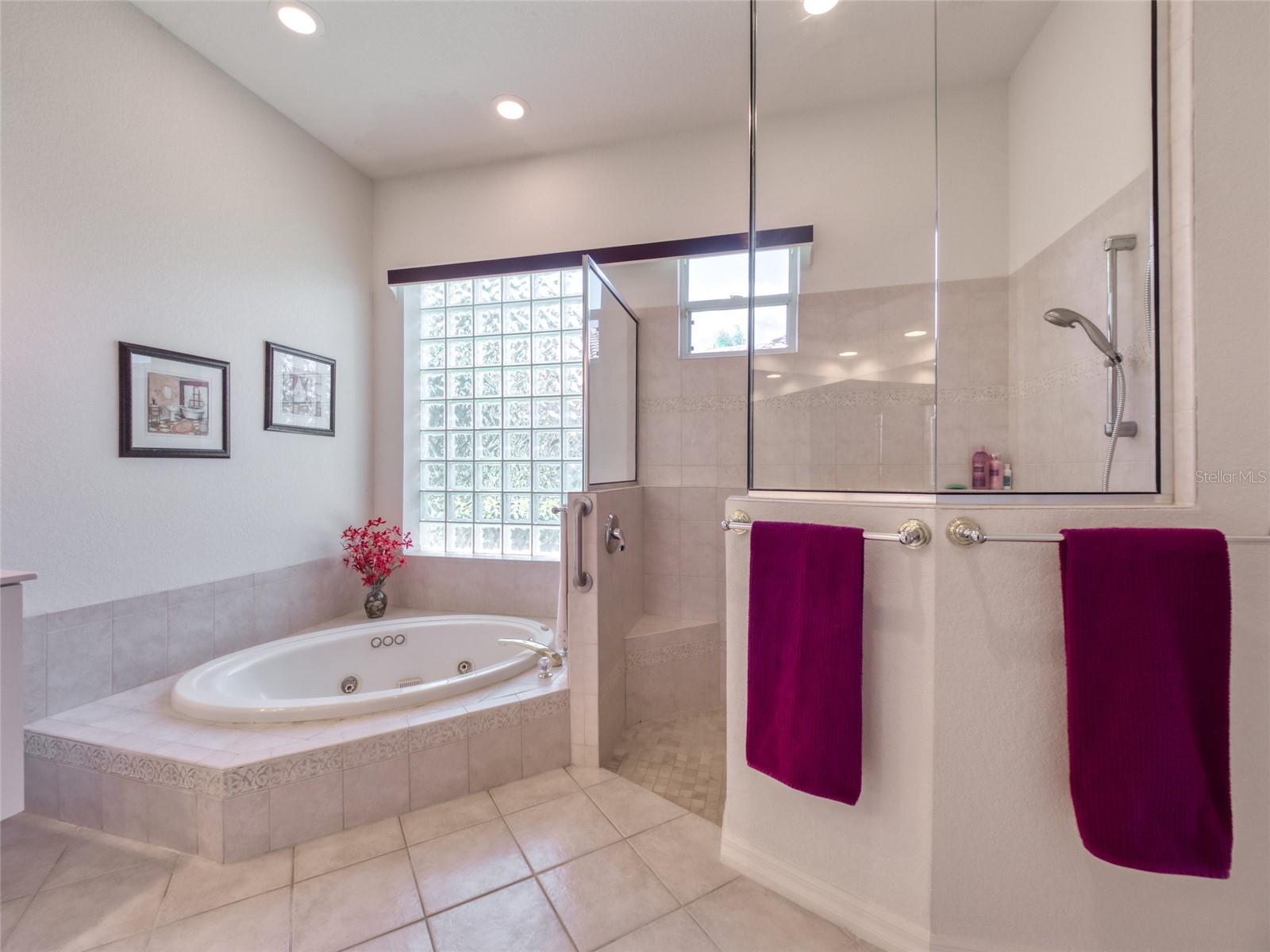 Image 52 of 78 For 6631 Waters Edge Way